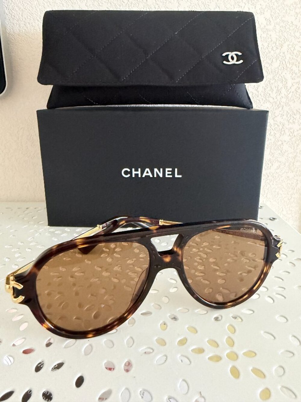 NWT CHANEL Tortoiseshell Aviator Sunglasses Gold CC Hardware NEW Authentic - Picture 12 of 12